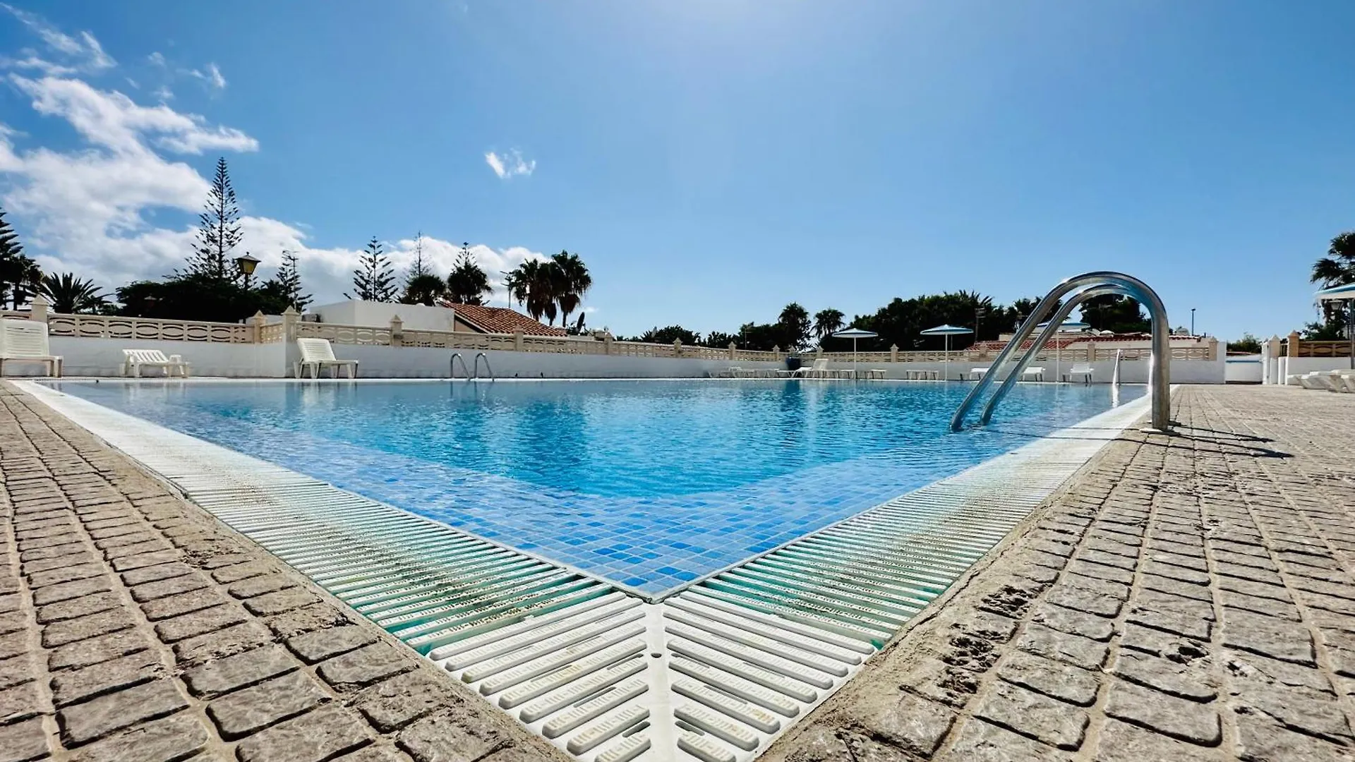 شقة Sunny Summer Place أرونا إسبانيا